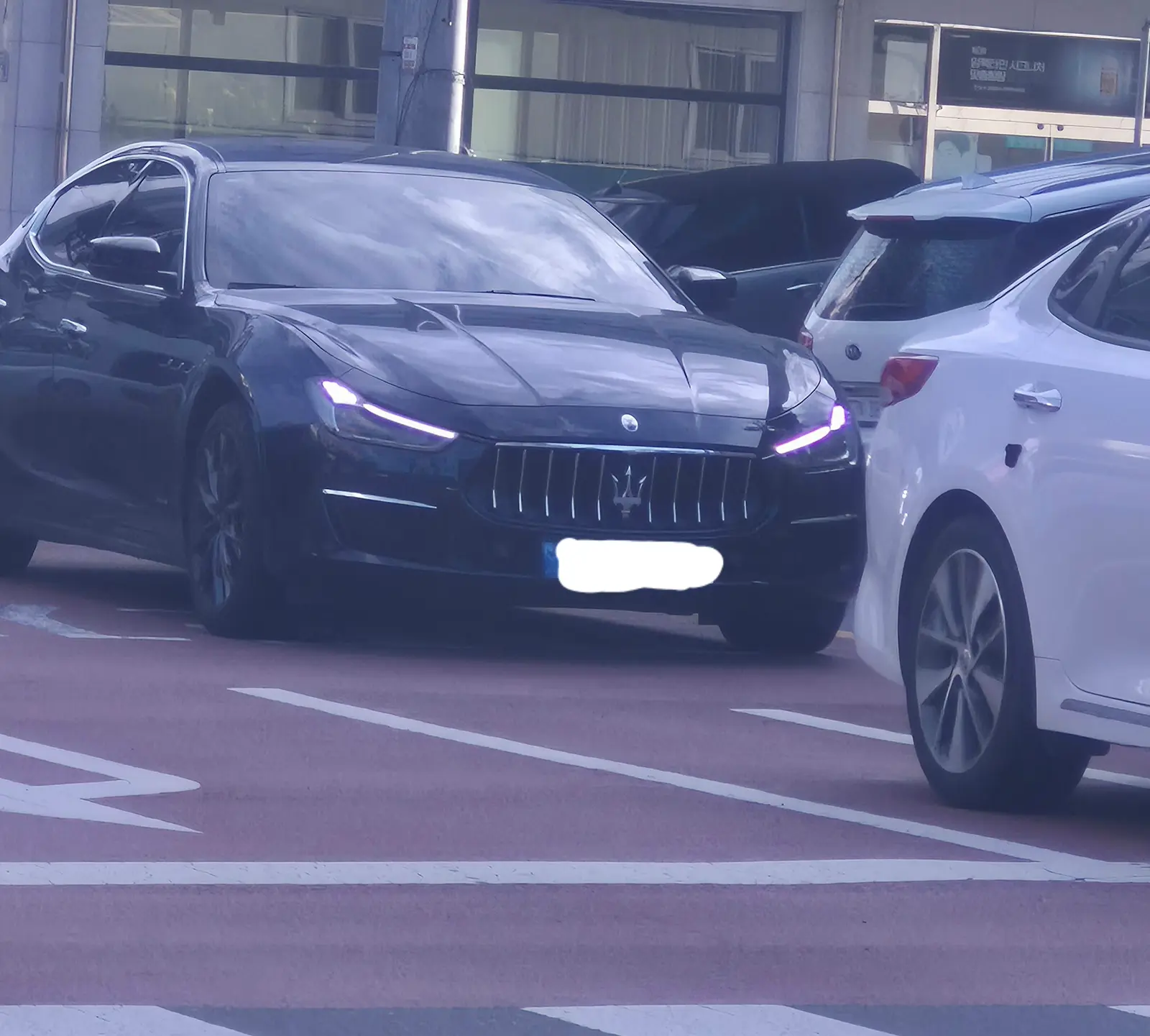 Maserati MC20 사진 1
