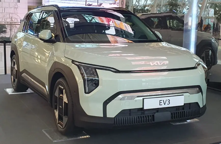 Kia EV3 사진 1