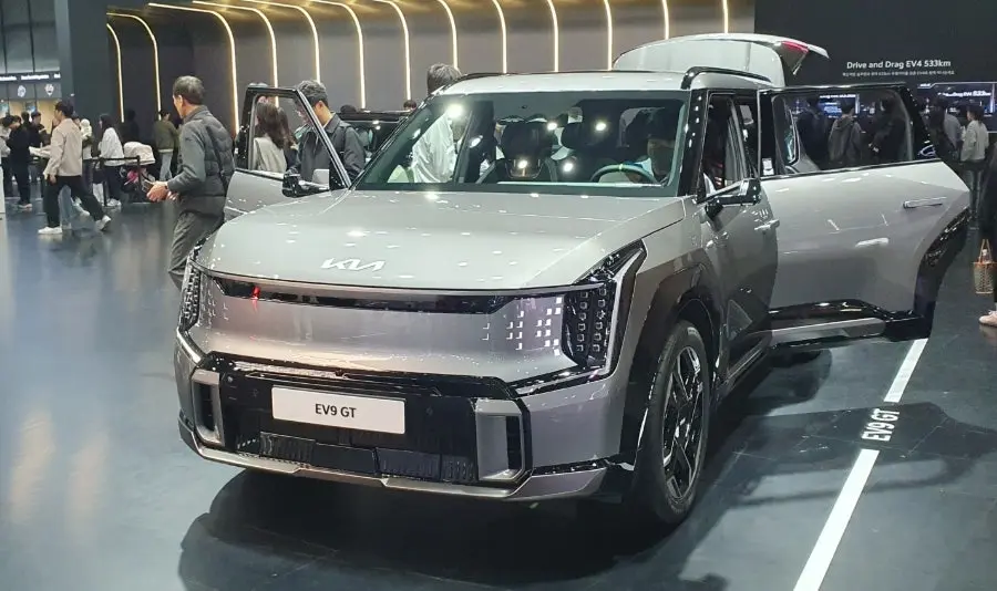 Kia EV9 사진 1