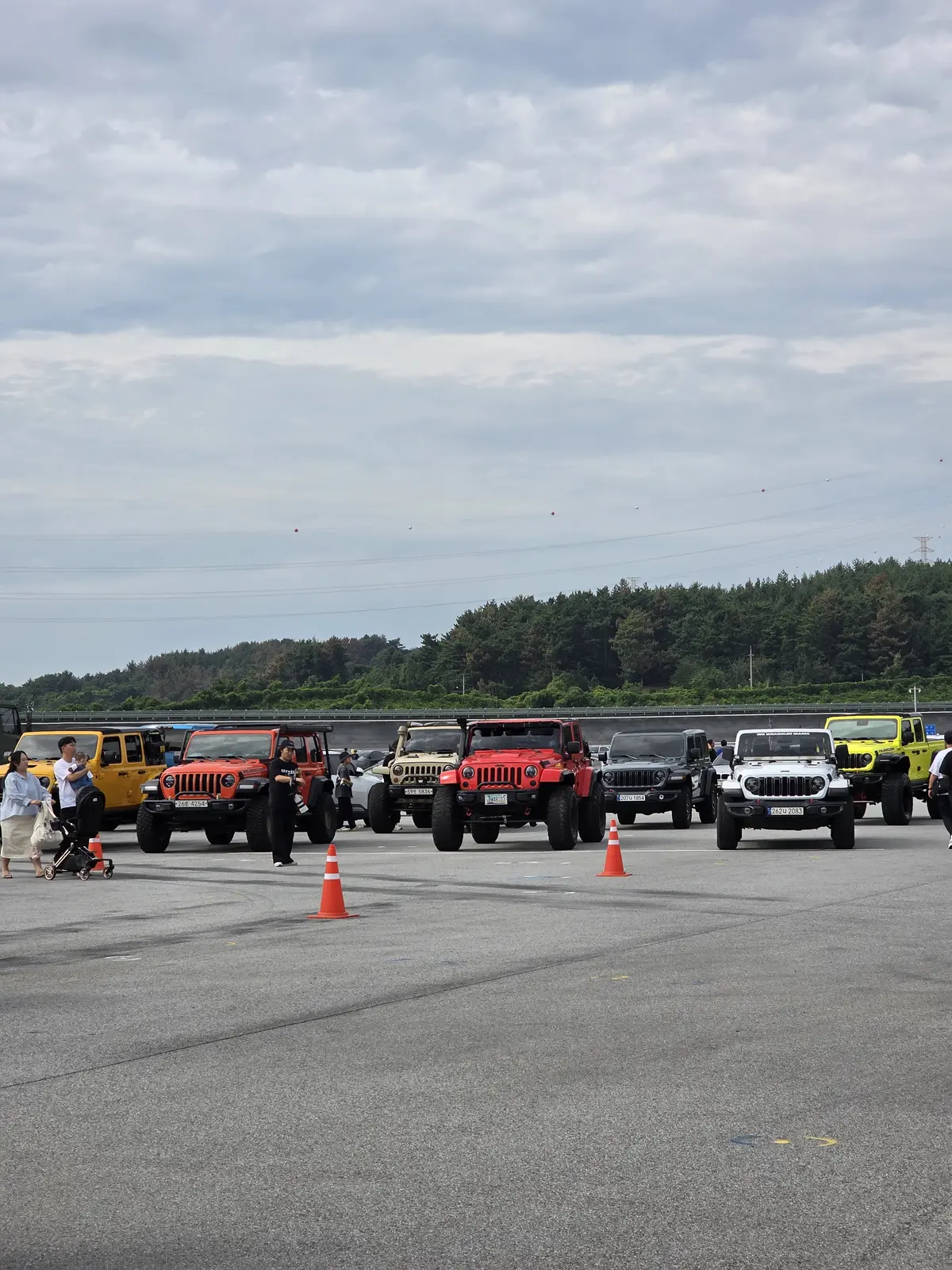 Jeep Wrangler 사진 1