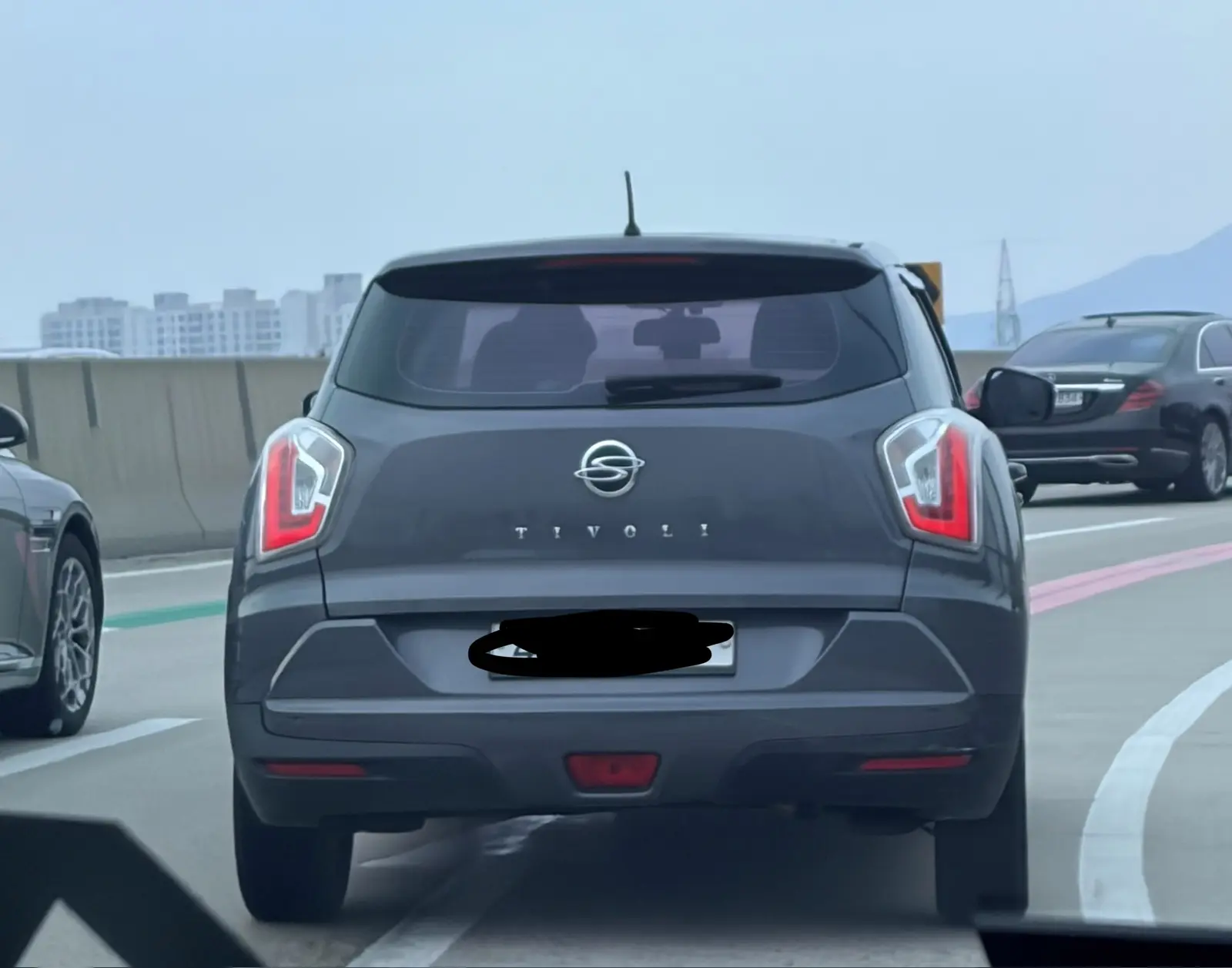 KG Mobility Tivoli 사진 1