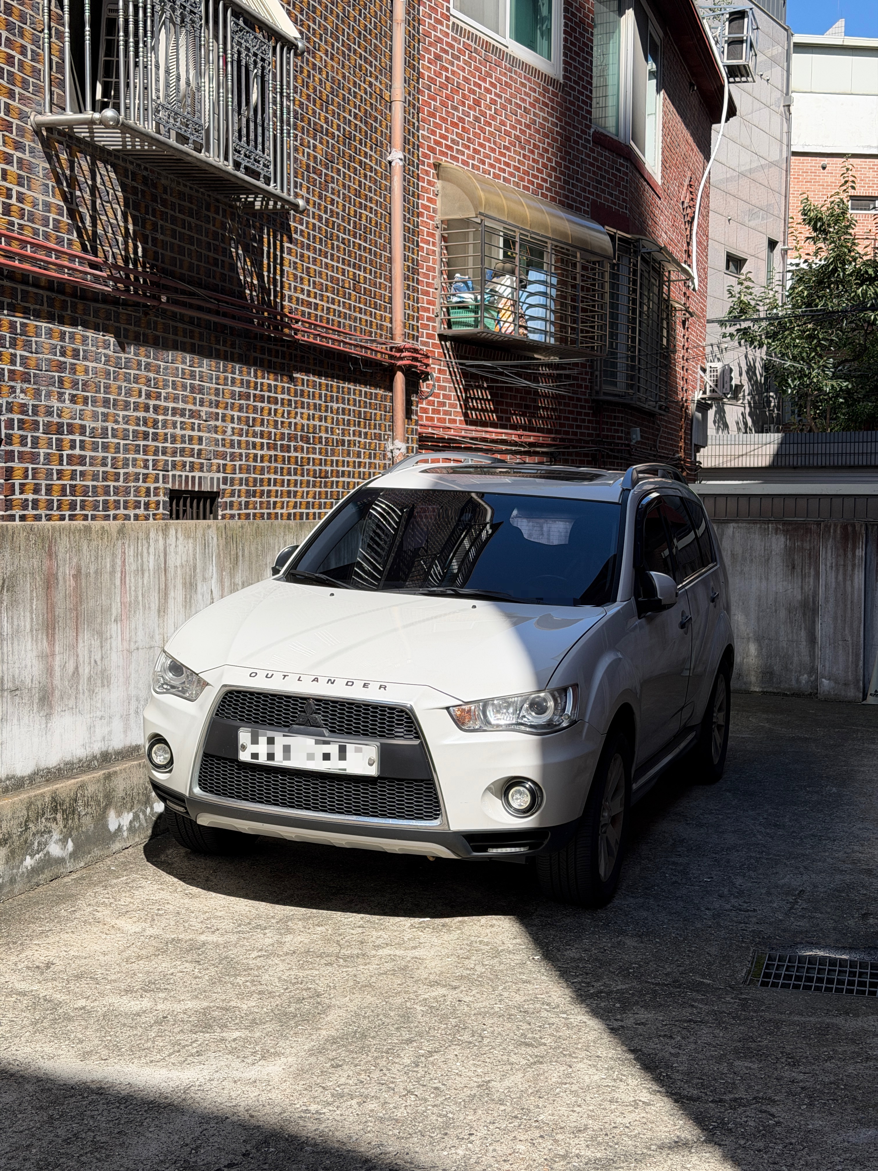 Mitsubishi Outlander SPOT 게시글 이미지