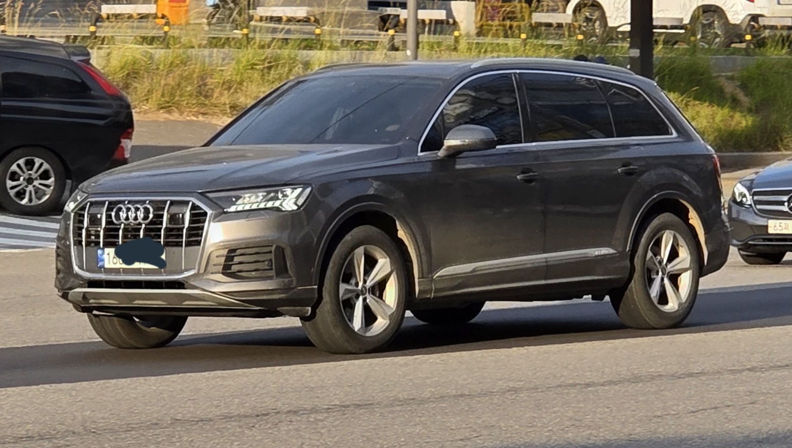 아우디 Q7 45 TDI Quattro 게시글 이미지