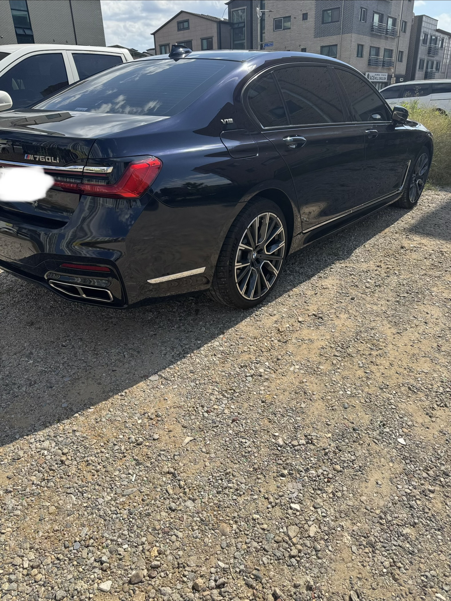 BMW760i V12 첨부 이미지