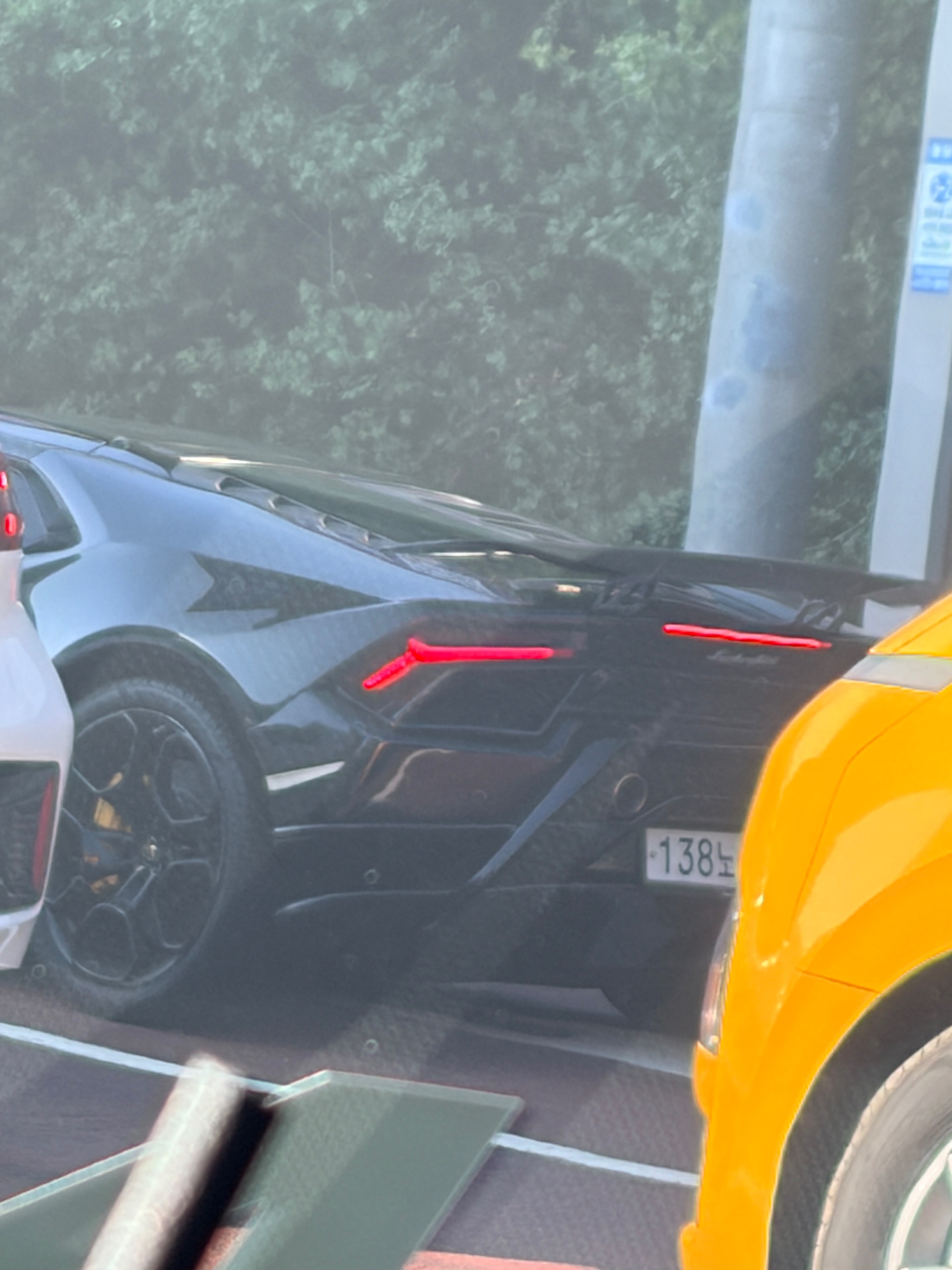 이거 무슨 차에요? 첨부 이미지