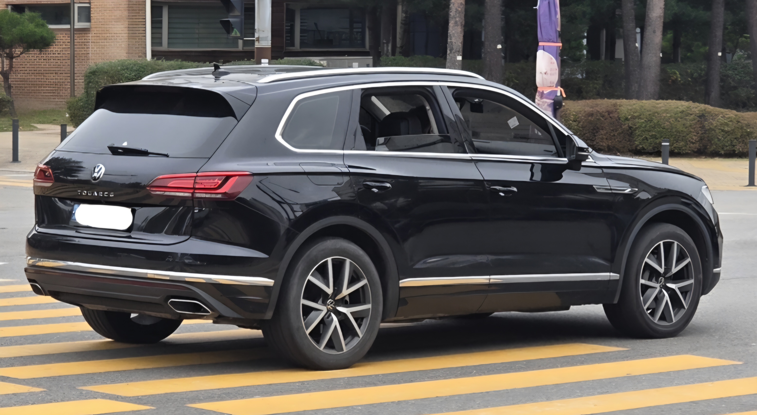 Volkswagen Touareg SPOT 게시글 이미지