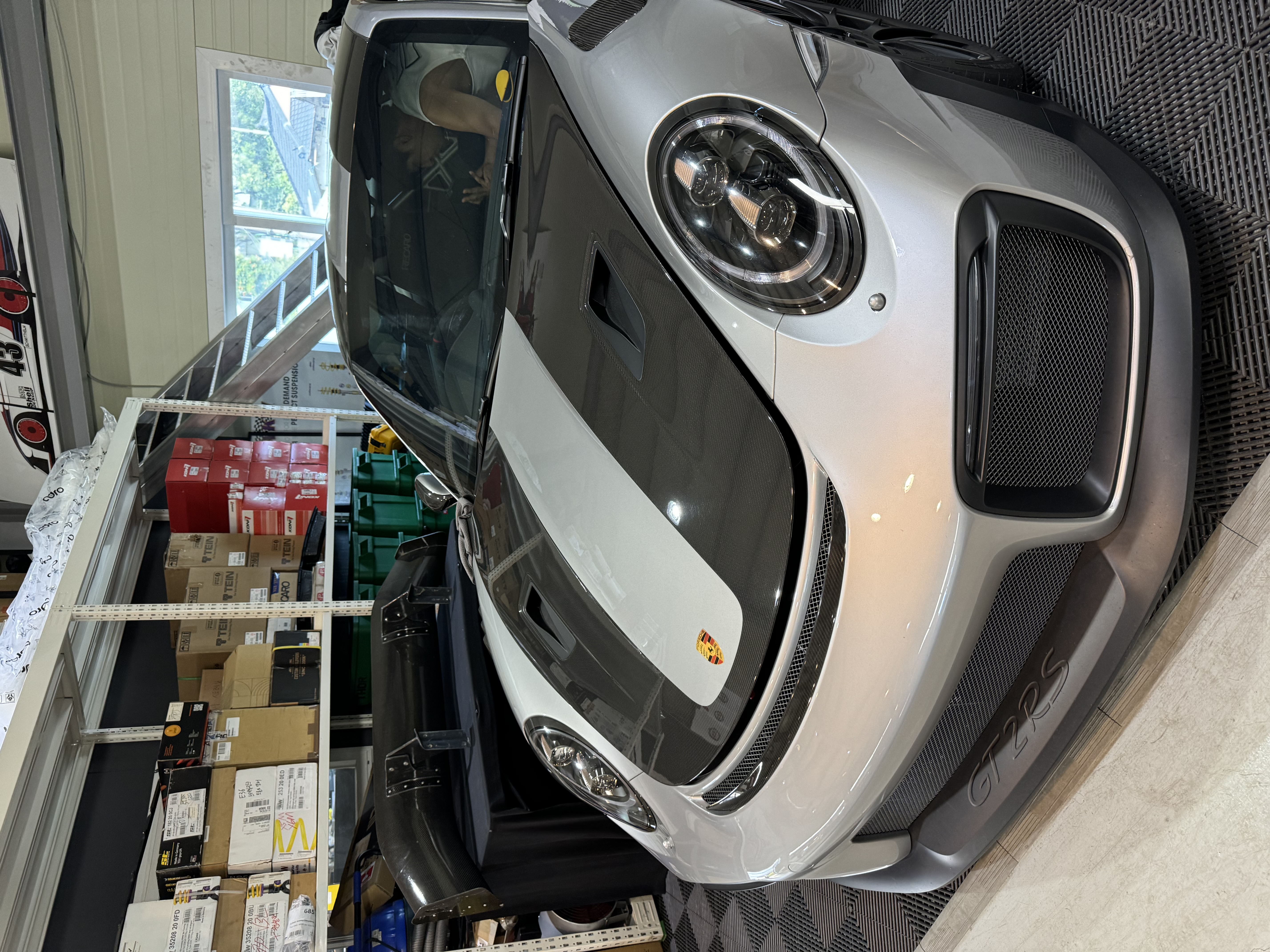 이젠 국내 유일 Gt2 rs 게시글 이미지